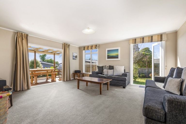 Photo of property in 5 Fairley Road, Lynmore, Rotorua, 3010