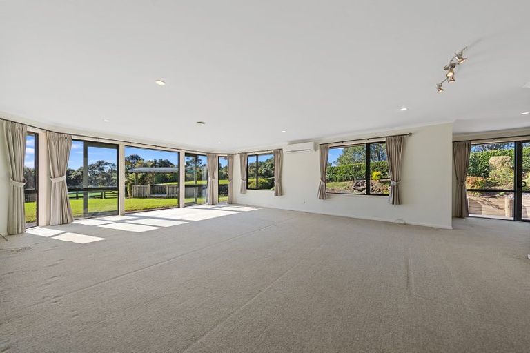 Photo of property in 58 Arrowsmith Road, Waitakere, Henderson, 0782