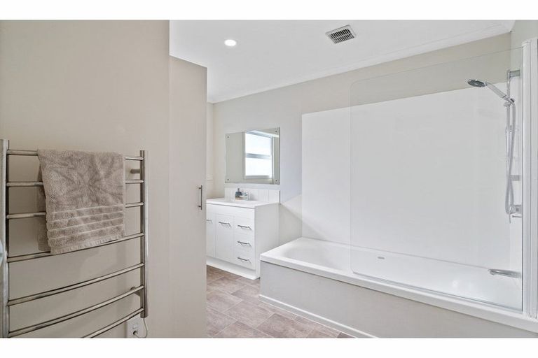 Photo of property in 29a Holloway Street, Waikiwi, Invercargill, 9810