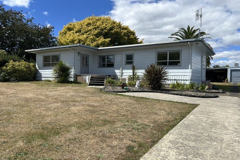 Photo of property in 76 Aotea Crescent, Tokoroa, 3420