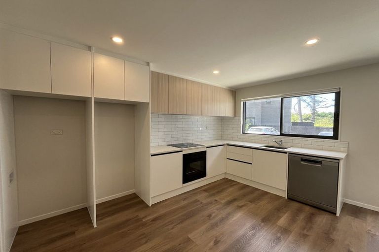 Photo of property in 16 Whai Hua Lane, Mangere Bridge, Auckland, 2022