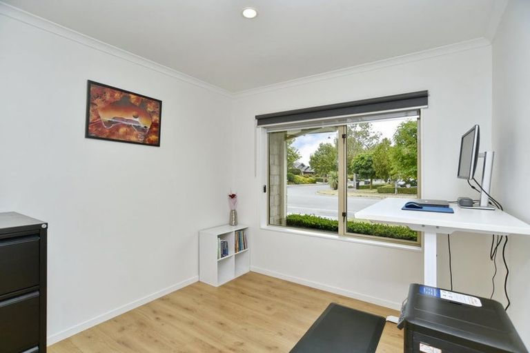 Photo of property in 22 Reka Street, Parklands, Christchurch, 8083