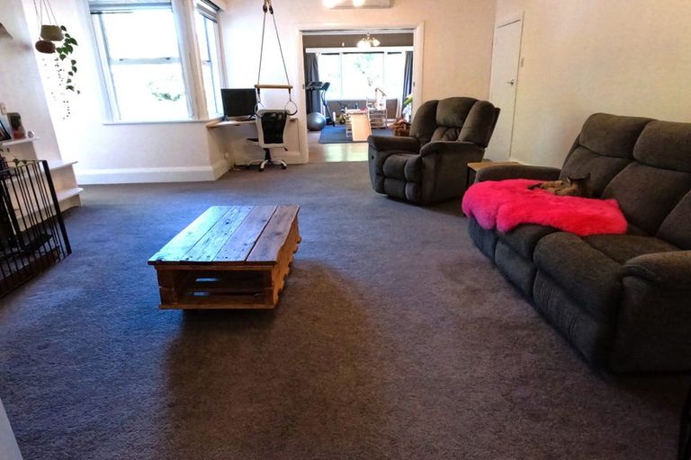 Photo of property in 1915 State Highway 2, Waipukurau, 4275