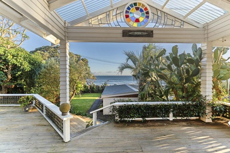 Photo of property in 42 Octavius Place, New Plymouth, 4312