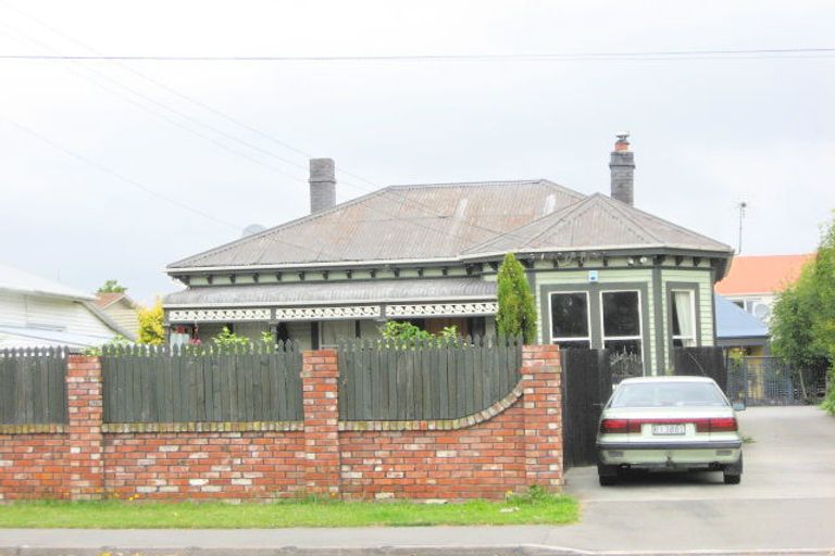 Photo of property in 118a Purchas Street, Edgeware, Christchurch, 8013