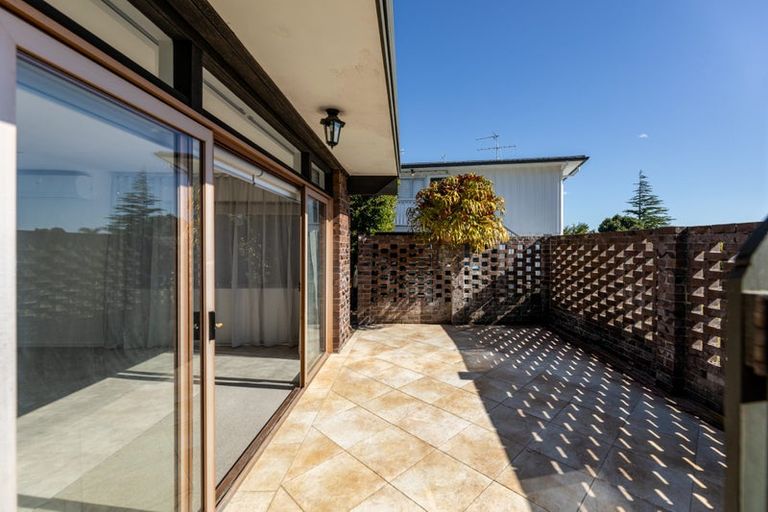 Photo of property in 1/17 Hawkins Street, Meadowbank, Auckland, 1072