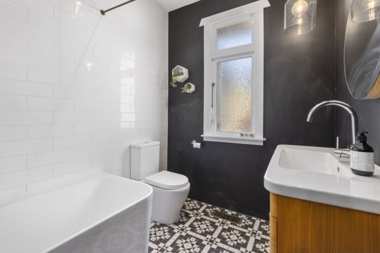 Photo of property in 15 Brasell Street, Fairfield, Lower Hutt, 5011