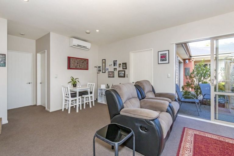 Photo of property in 21 Streamside Court, Woolston, Christchurch, 8062