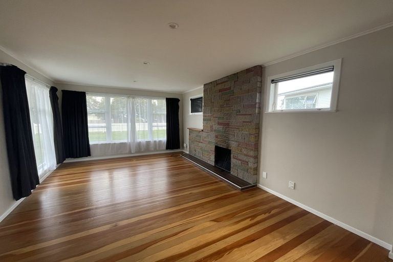 Photo of property in 496 Don Buck Road, Massey, Auckland, 0614