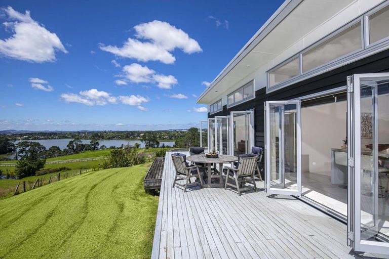 Photo of property in 51 Edward Jonkers Drive, Riverhead, Albany, 0793