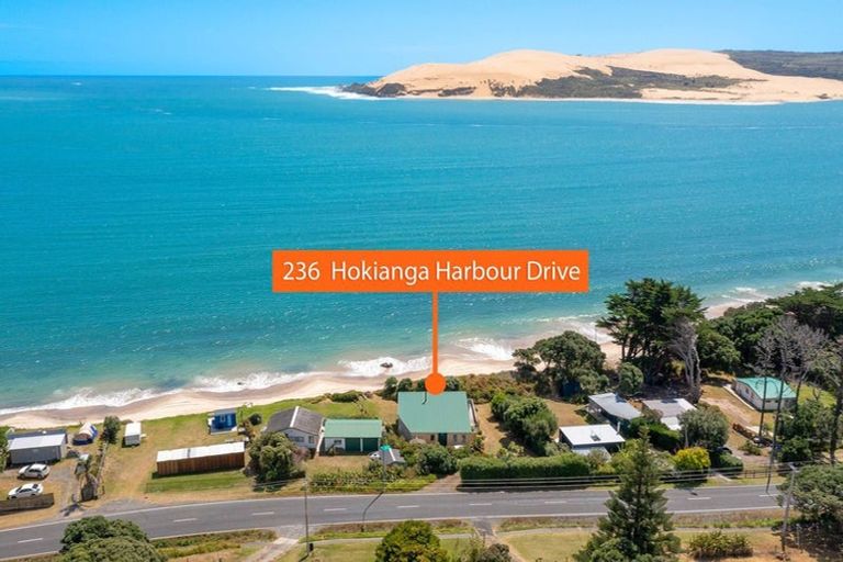 Photo of property in 236 Hokianga Harbour Drive, Omapere, Kaikohe, 0473