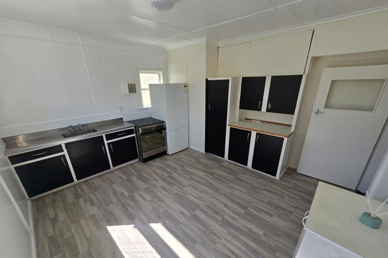 Photo of property in 62 Stanley Street, Berhampore, Wellington, 6023