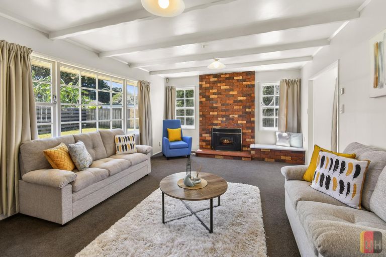 Photo of property in 320 Weymouth Road, Weymouth, Auckland, 2103