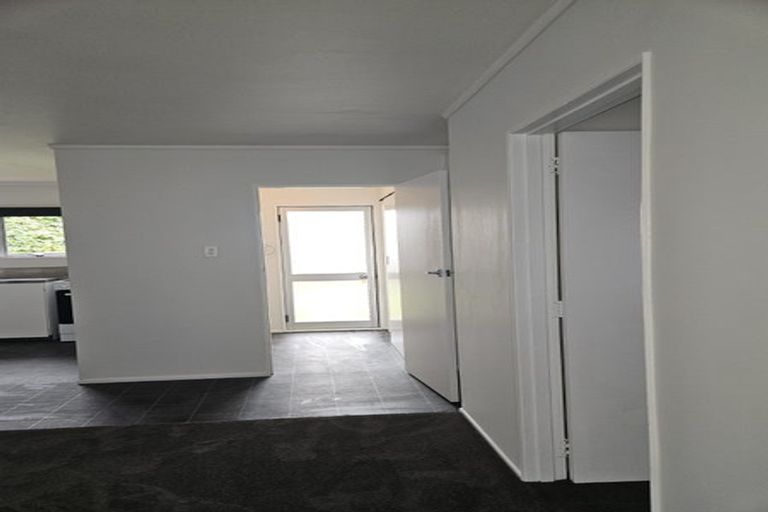 Photo of property in 3/10 Aubrey Street, Waitara, 4320