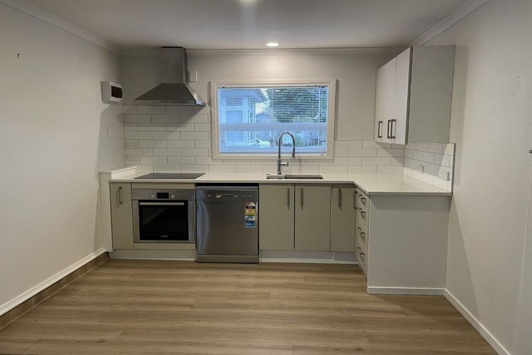 Photo of property in 18 Wilton Street, Levin, 5510