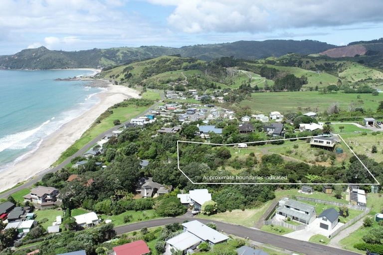 Photo of property in 28 Gray Avenue, Kuaotunu West, Whitianga, 3592