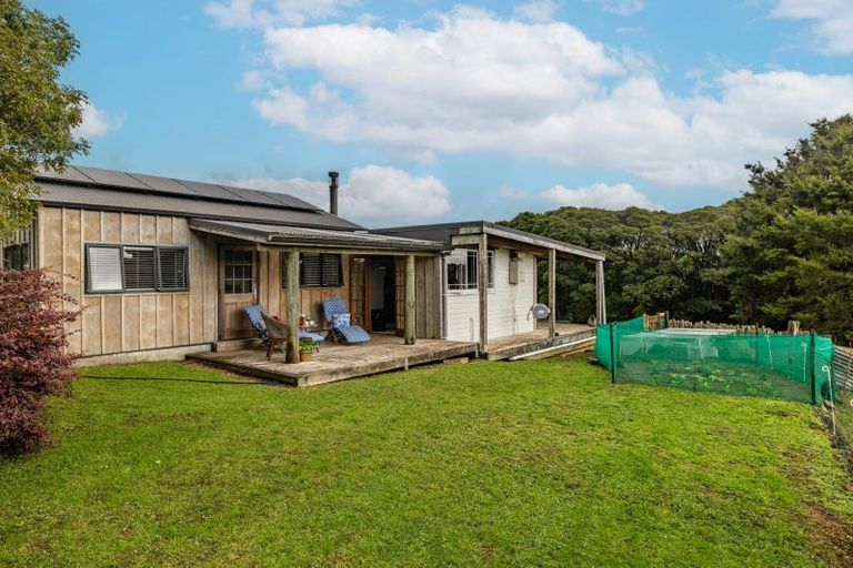 Photo of property in 1064 Pungaere Road, Waipapa, 0295