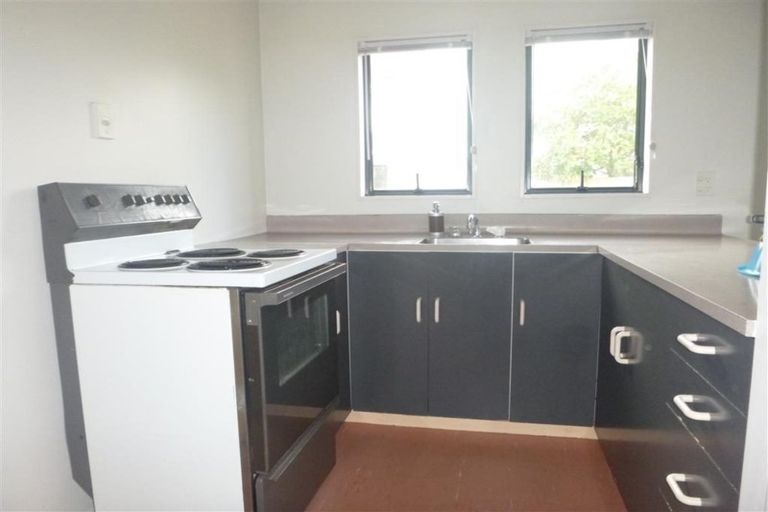 Photo of property in 5/72 Waiwhetu Road, Waiwhetu, Lower Hutt, 5010