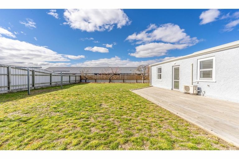 Photo of property in 22 Clutha Street, Alexandra, 9320