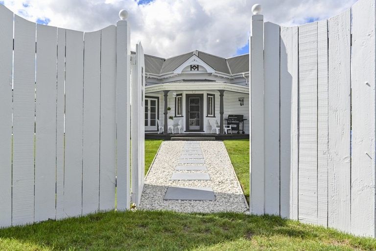 Photo of property in 625 Frederick Street, Mahora, Hastings, 4120