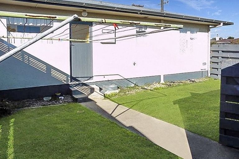 Photo of property in 2/3 Merton Crescent, Pirimai, Napier, 4112