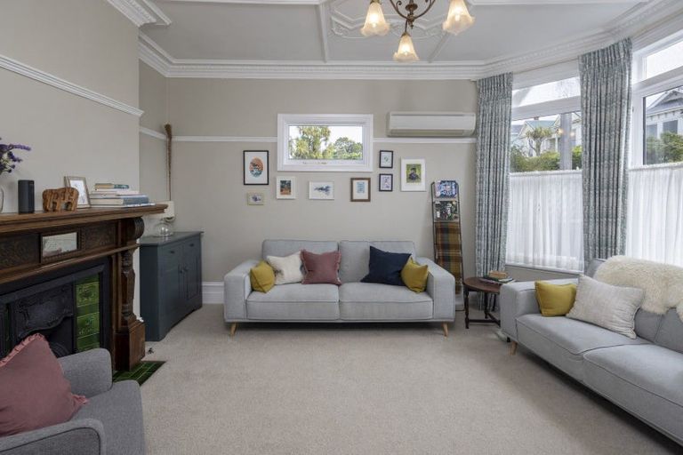 Photo of property in 18 Kilgour Street, Roslyn, Dunedin, 9010