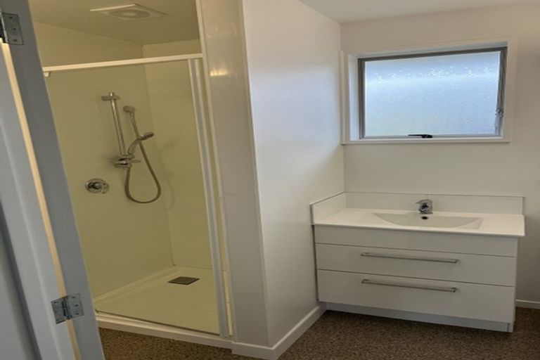 Photo of property in 4/36 Epsom Road, Sockburn, Christchurch, 8042