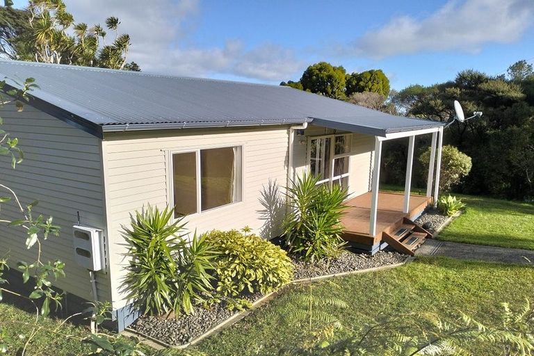 Photo of property in 419 Wairere Road, Waitakere, Henderson, 0782