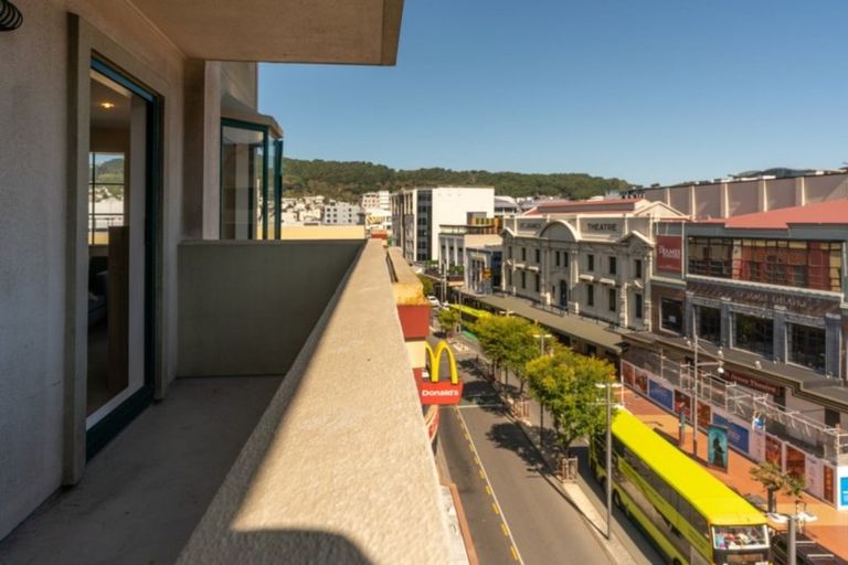 Photo of property in Courtenay Apartments, 502/120 Courtenay Place, Te Aro, Wellington, 6011