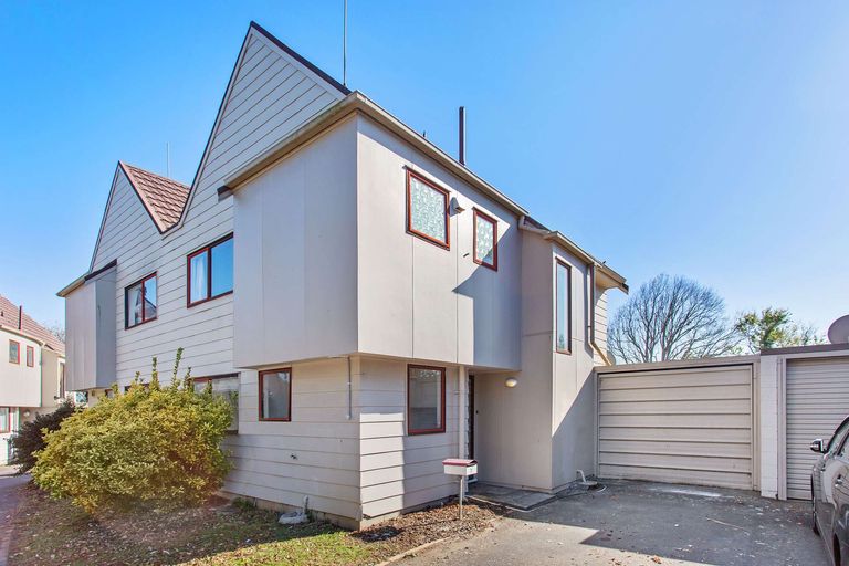 Photo of property in 14/19a Gray Avenue, Mangere East, Auckland, 2024