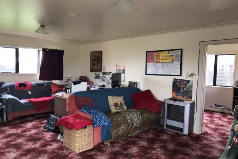 Photo of property in 21 Egmont Street, Normanby, Hawera, 4614