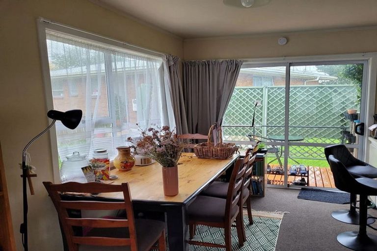 Photo of property in 8 Caernarvon Street, Dinsdale, Hamilton, 3204