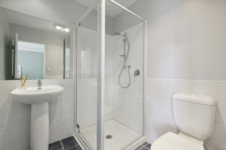 Photo of property in 14 Huxley Grove, Churton Park, Wellington, 6037