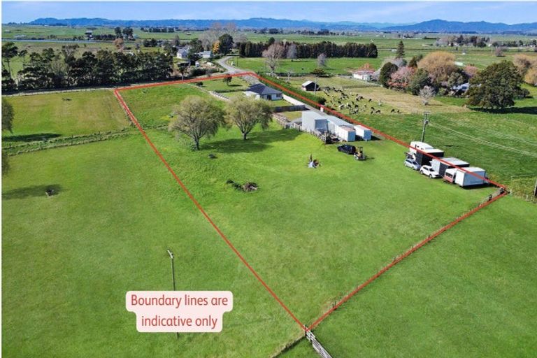 Photo of property in 42 Moore Road, Thornton, Whakatane, 3194
