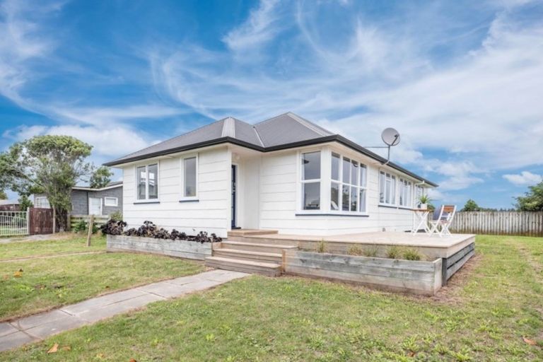 Photo of property in 64 Matene Street, Otaki, 5512