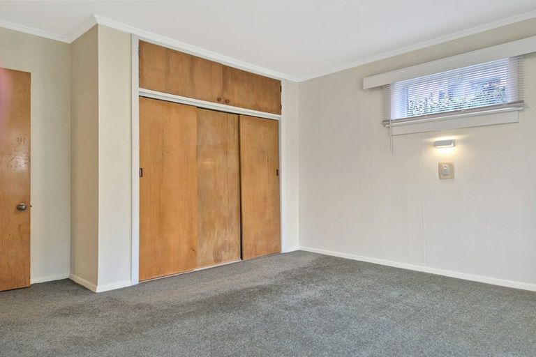 Photo of property in 50 Randwick Road, Northland, Wellington, 6012