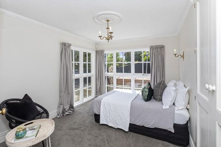 Photo of property in 81a Dyers Pass Road, Cashmere, Christchurch, 8022