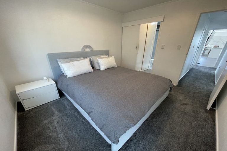 Photo of property in 65 Reynella Drive, Massey, Auckland, 0614