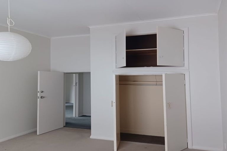 Photo of property in 19 Hereford Street, West End, Palmerston North, 4410