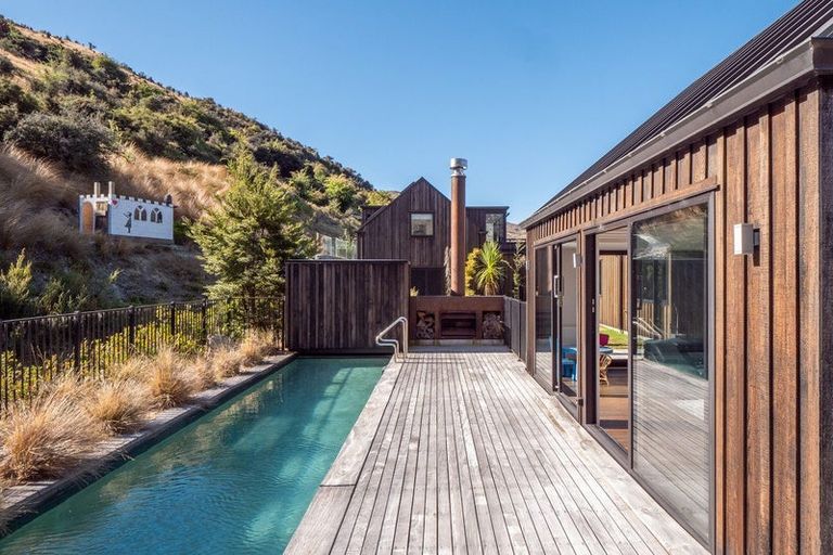 Photo of property in 12 Crows Nest Road, Arthurs Point, Queenstown, 9371