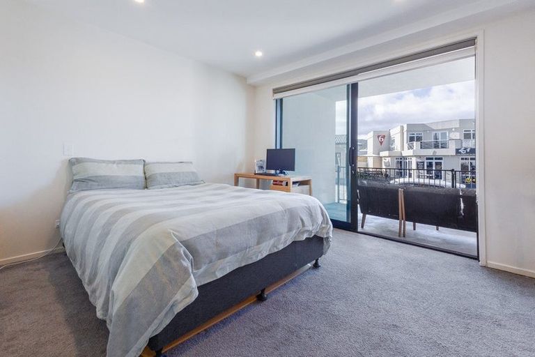 Photo of property in 6/2 Matatua Road, Raumati Beach, Paraparaumu, 5032