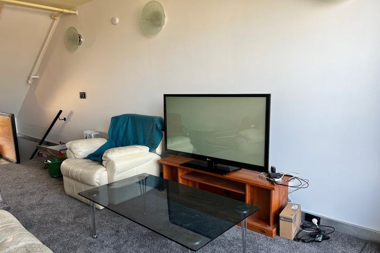Photo of property in Qba Apartments, 4n/51 Webb Street, Mount Cook, Wellington, 6011