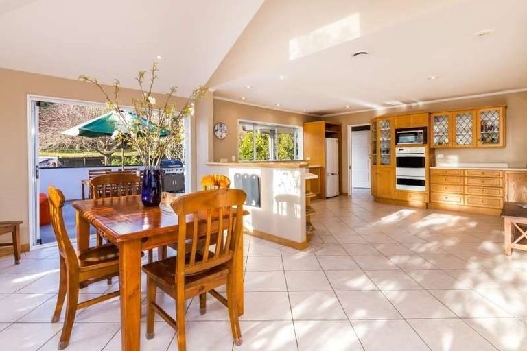 Photo of property in 95 Shepherd Road, Waipahihi, Taupo, 3330