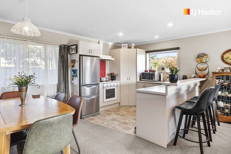 Photo of property in 8 Chatham Street, Waihola, Milton, 9073