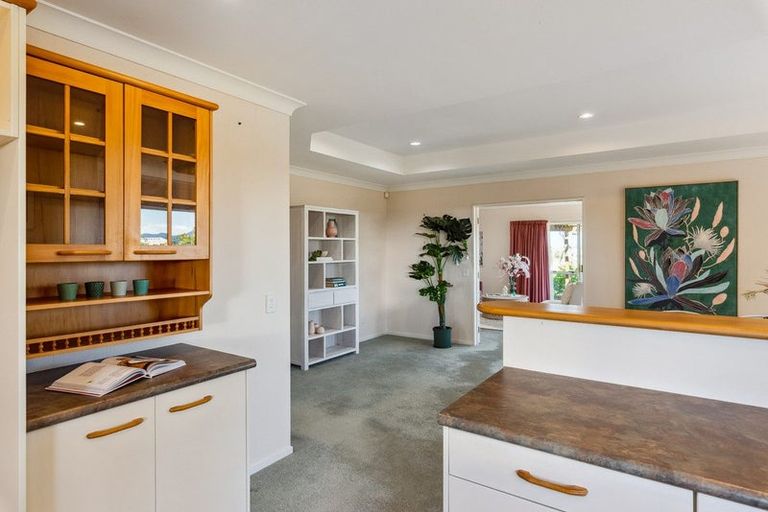 Photo of property in 174 Weggery Drive, Waikanae Beach, Waikanae, 5036