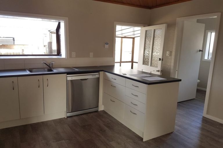 Photo of property in 22 Birdwood Road, Pukekohe, 2120