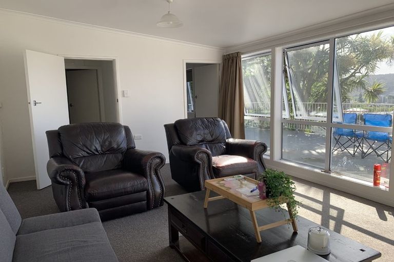 Photo of property in 8a Queen Street, Brighton, Dunedin, 9035