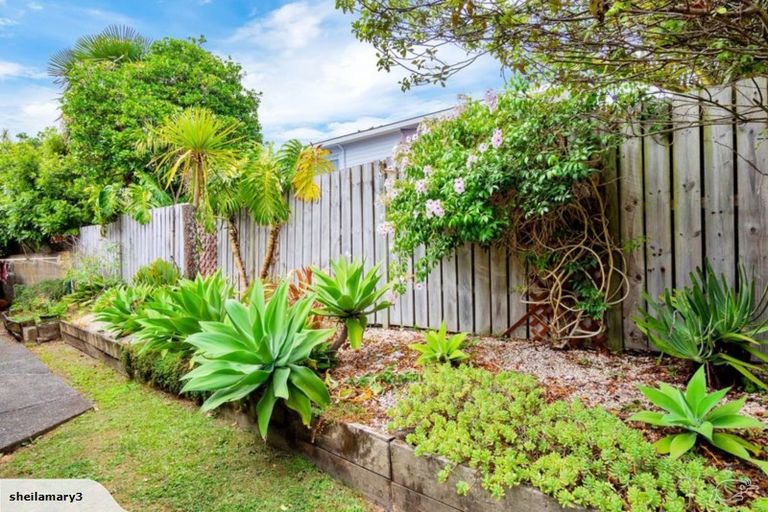 Photo of property in 3/32 Sydney Street, Hauraki, Auckland, 0622