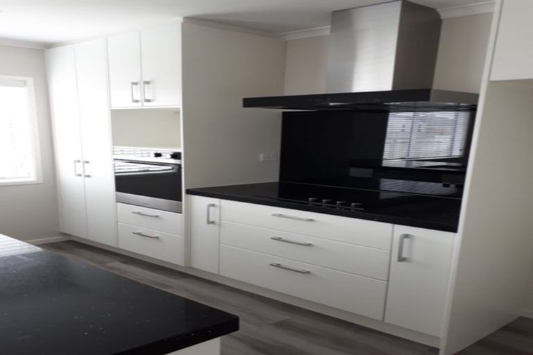 Photo of property in 12 Naeo Close, Papamoa Beach, Papamoa, 3118