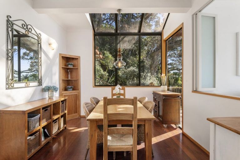 Photo of property in 19 View Road, Campbells Bay, Auckland, 0630